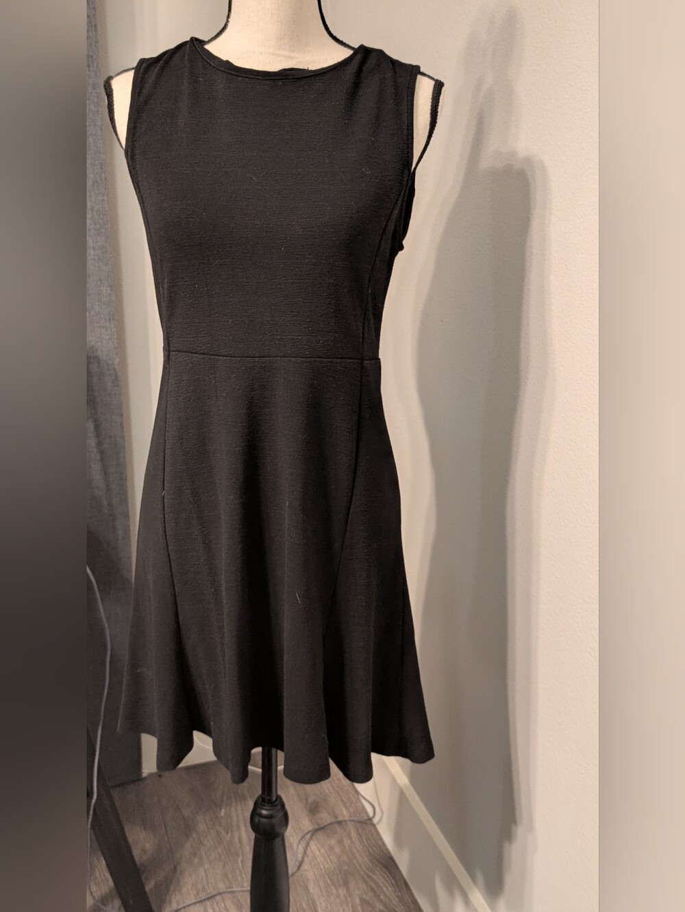 Banana Republic Black Sleeveless Fit & Flare Textured Dress Medium